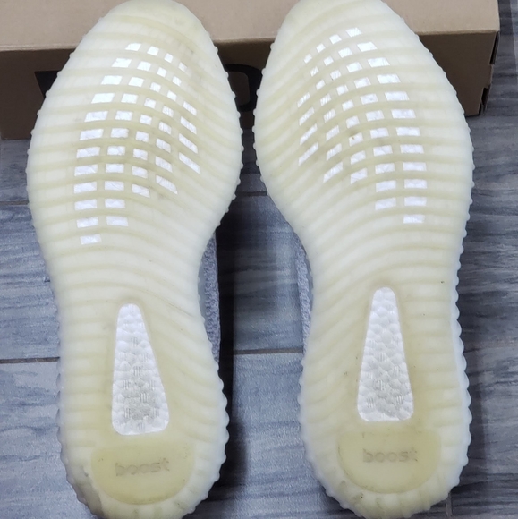 Yeezy Boost 350 v2 “Static Reflective” - Picture 2 of 8
